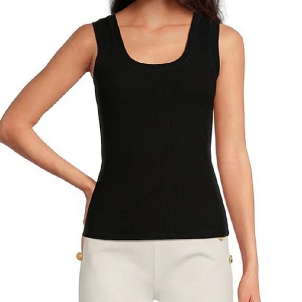 Frankee & Skylarr Square Neck Sleeveless Top w/Side Slit - Black‎